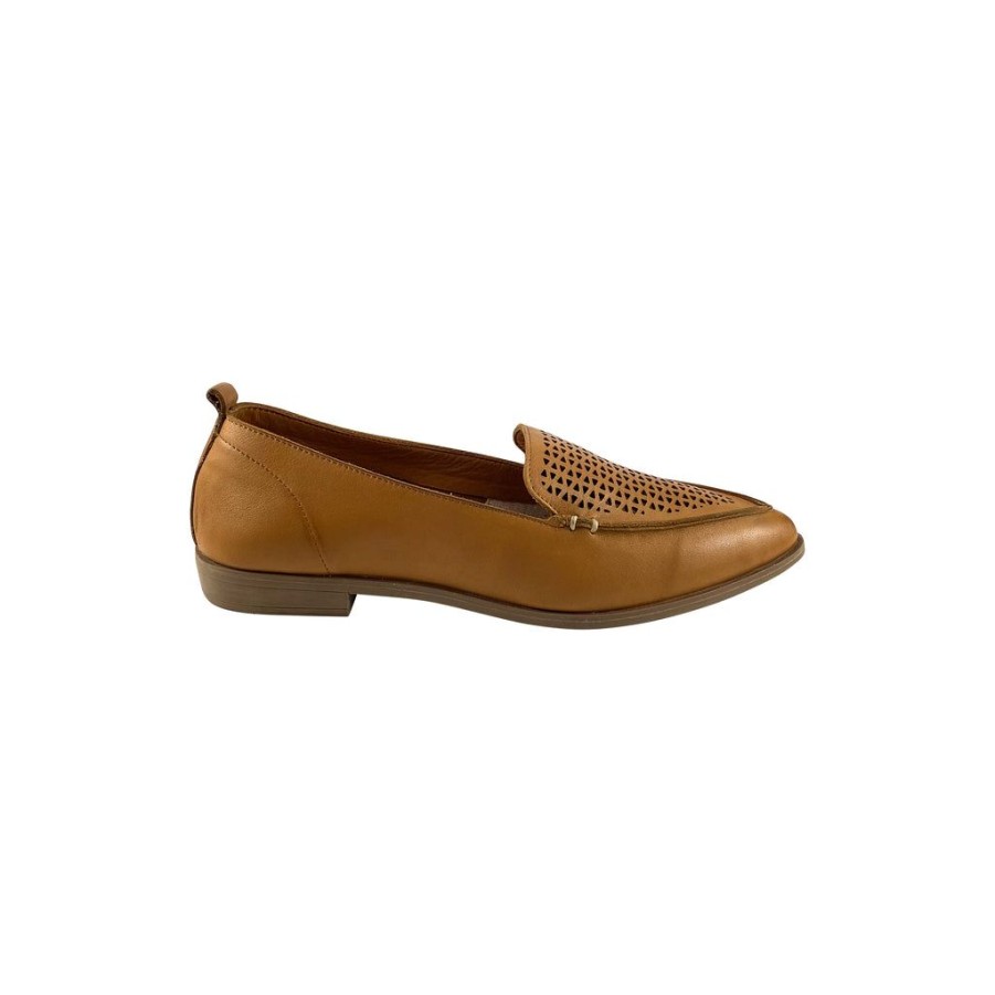 Shoes Bueno | Bueno Lexton Tan Flats